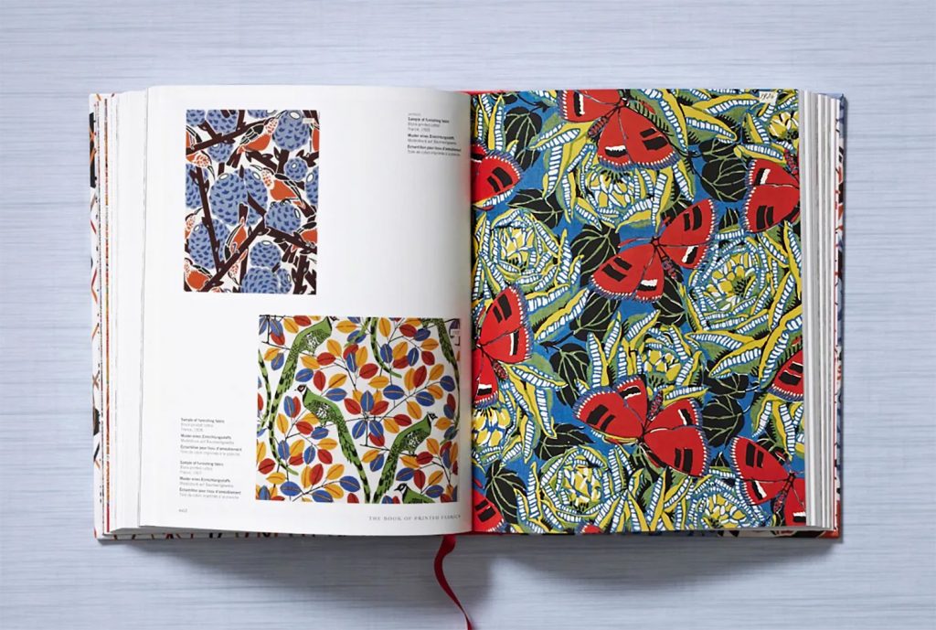 Vue de l’intérieur - "The Book of Printed Fabrics - From the 16th century until today" 
Photo: Taschen Verlag
