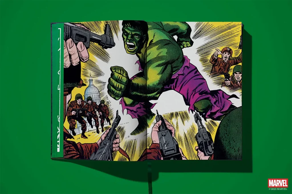 Planche de la version TASCHEN de Hulk montrant le personnage fonçant vers des soldats devant le Capitole, entouré d’armes levées.